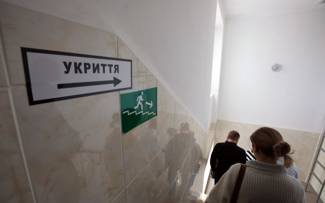 Ревізія бомбосховищ: як райони Києва освоюють мільярдний бюджет на тлі тривалих тривог Ревізія бомбосховищ: як райони Києва освоюють мільярдний бюджет на тлі тривалих тривог